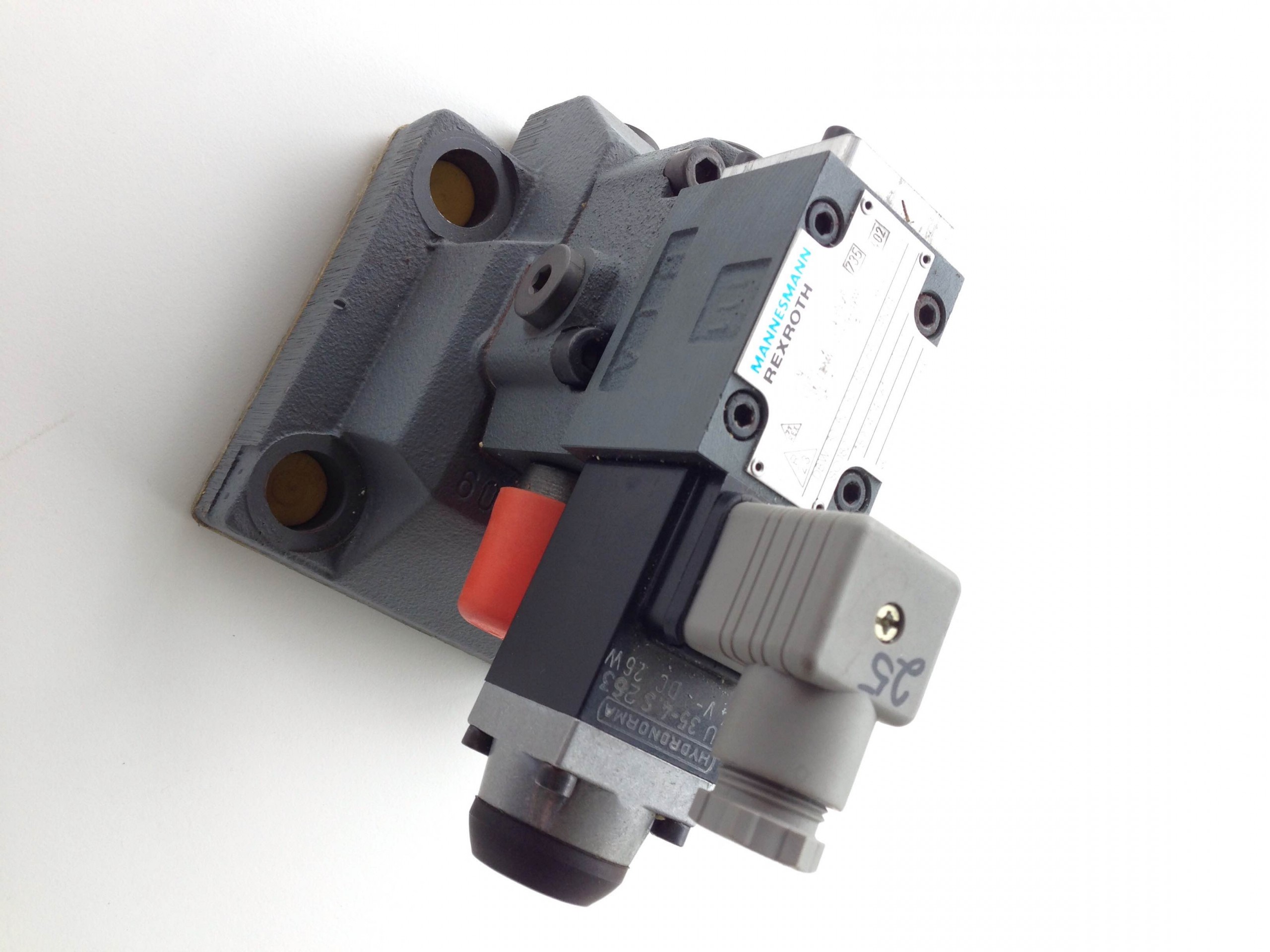 Limiteur de pression piloté DB Rexroth